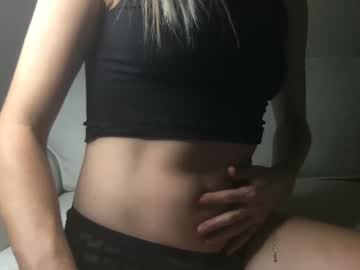 girl
        athenagoddess01 cam image #546001