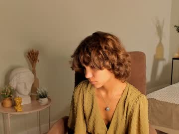girl
        lenaelisabeth cam image #2698871