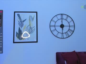 girl
        elizabeth__gray cam image #1246023