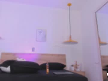 girl
        bella__donne cam image #6660773