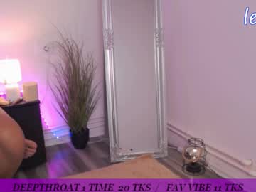 couple Cam Girls Masturbating With Dildos On Chaturbate with lexyxjames