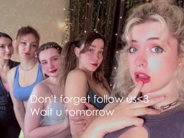 couple Cam Girls Masturbating With Dildos On Chaturbate with your_favoritegirls