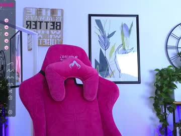 girl
        elizabeth__gray cam image #2070995
