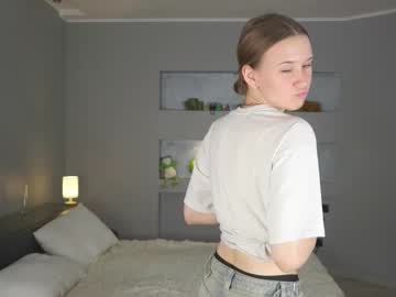 girl
        bananini_anallove cam image #6927728
