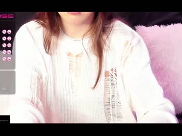 girl
        juliavangs cam image #646545