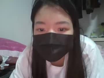 girl
        godempress cam image #4262560