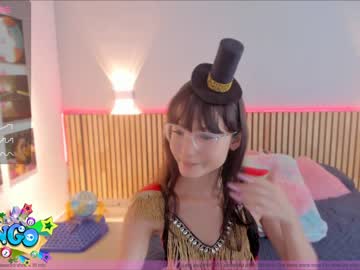 girl
        little_effy18 cam image #2317039