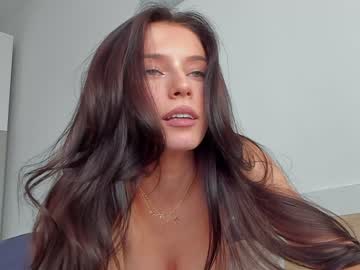 girl
        isia_slay cam image #3534049