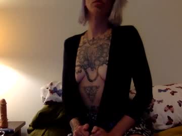 girl
        bush_lite cam image #250027