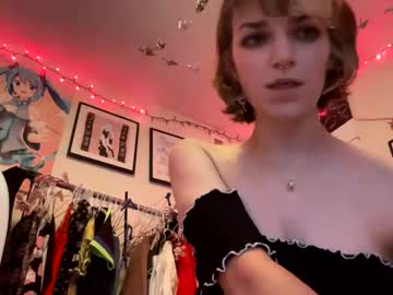 girl
        misskittyxo27 cam image #2260296
