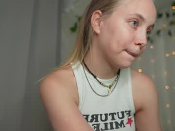 girl
        appr0ved cam image #5634259