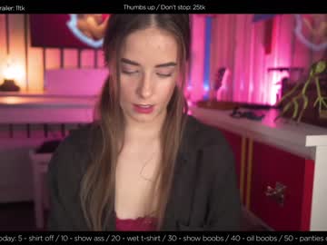 girl
        hermione_potter_couple cam image #556606