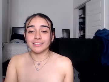 couple
        honduranhoney cam image #2591255