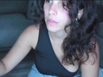 girl
        lilbeccaxo cam image #1781321