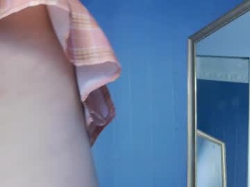girl
        kriskras__ cam image #6788382