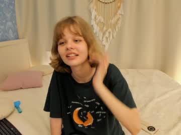 girl
        jettabinford cam image #4144505