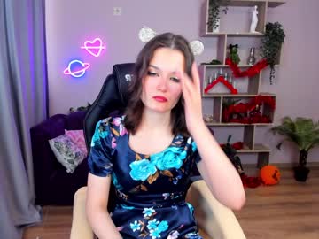 girl
        elisa_kimm cam image #690076