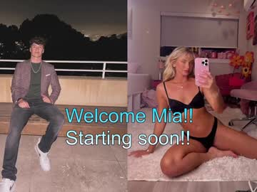couple
        alpha_luke cam image #5987797