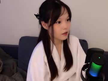 girl
        shy_lee33 cam image #3905138