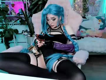 girl
        littleflufflepuff cam image #6288412