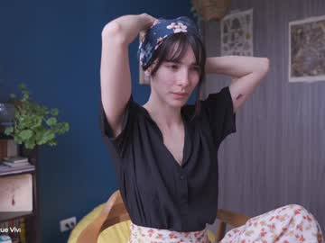 girl
        maria_alfonsina_ cam image #4857400