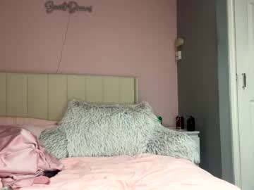 girl
        itsmelolax cam image #6431635