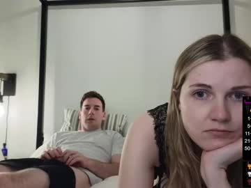 couple
        h0neytrap cam image #1082509