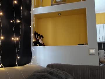 girl
        magic_couple13 cam image #4533743