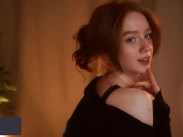 girl
        lizzy_blaze cam image #6806467
