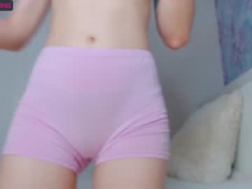 girl
        _cutie_cutiee_ cam image #2033778