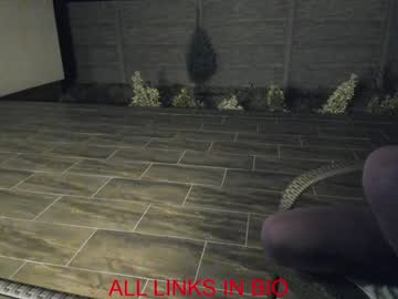 girl
        zt0_ cam image #4946345