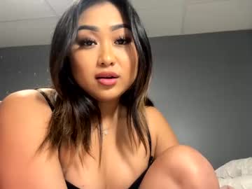 couple
        sunnybunnyhunny22 cam image #2678529