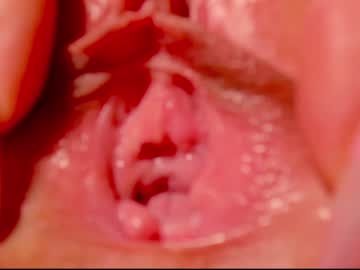 girl
        _witch__ cam image #4539880