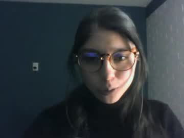 girl
        ey3swideshut cam image #3439512