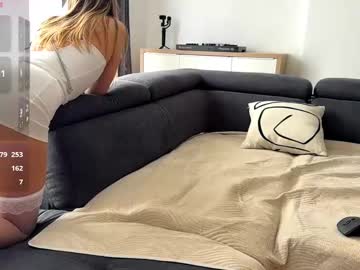 couple
        naughtystyle69 cam image #6228323