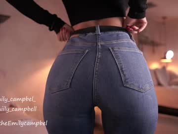 girl
        emiilycampbell cam image #5041133
