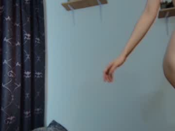 girl
        sweetpornface cam image #2433466