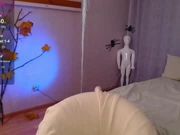 girl
        shimmerfox19 cam image #5454031