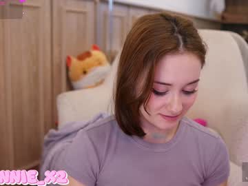 girl
        sunny_sonnie cam image #5907349
