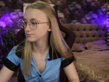 girl
        angeellina cam image #387485