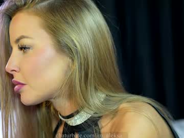 girl
        im_aleksa cam image #5682616