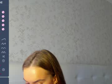 girl
        emma_jhons0n cam image #4272779