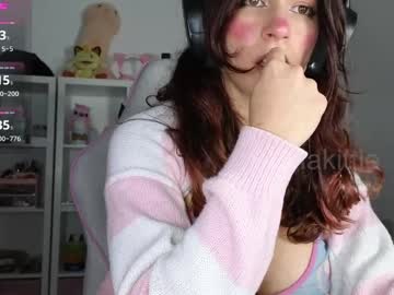 girl
        kalina_kittie cam image #6125492