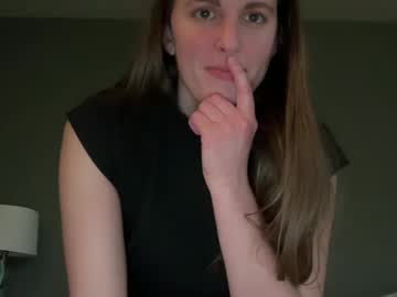 girl
        aprilnextdoor92 cam image #6569073