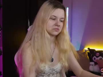 girl
        agnesscarterr cam image #6509119