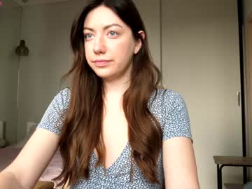 girl
        ronny_ponny cam image #6393977
