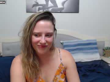 girl
        bluexstacey cam image #2911320