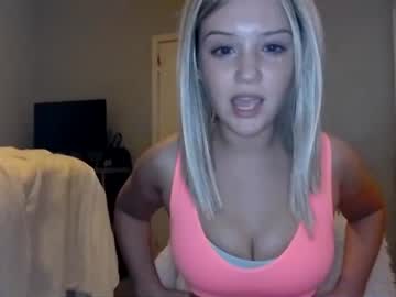 girl
        rubylanee cam image #3775757