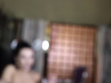 girl
        saya_18 cam image #1790363