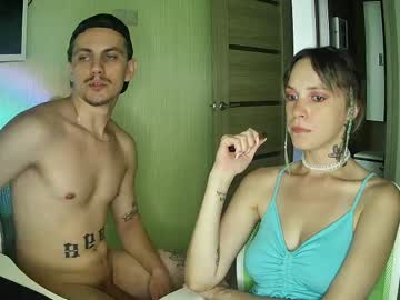 couple
        meow_li cam image #2270615